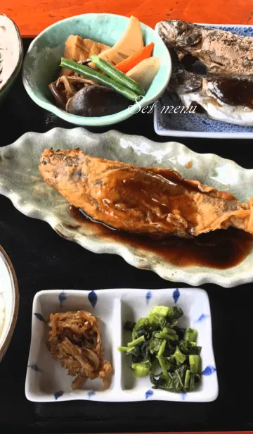 [LINE着せ替え] 川魚定食の画像1